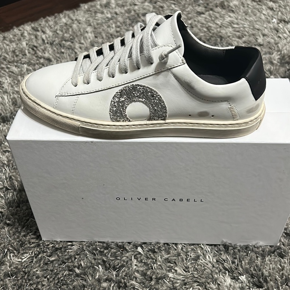 The Low 1 | Essential size 36 UK size 6 US woman